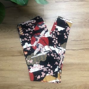 Lularoe Tall and Curvy Leggings